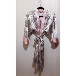 Silk sleep robe
